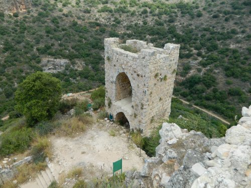 Lower guard tower