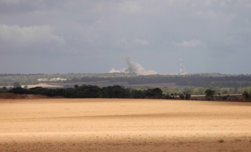Gaza tunnel being blown up