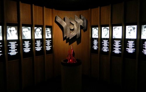 Memorial to the fallen Etzel members