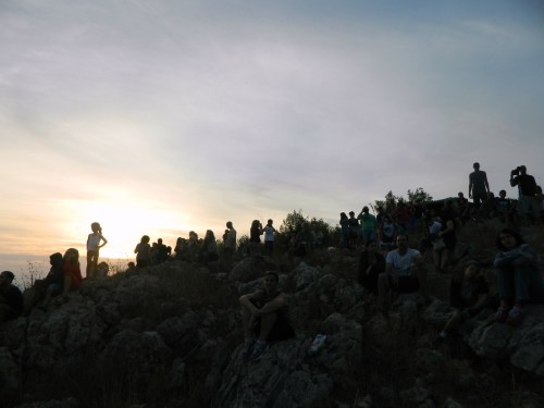 The crowds are waiting