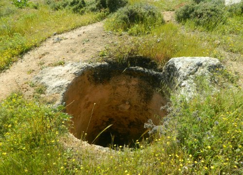 Nomadic shaft grave