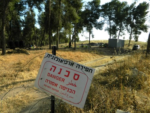 Beware of the archaeologists up ahead!