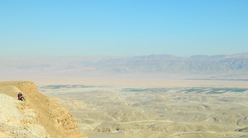 Lookout at Shacharut